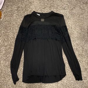 Adorable detail blouse